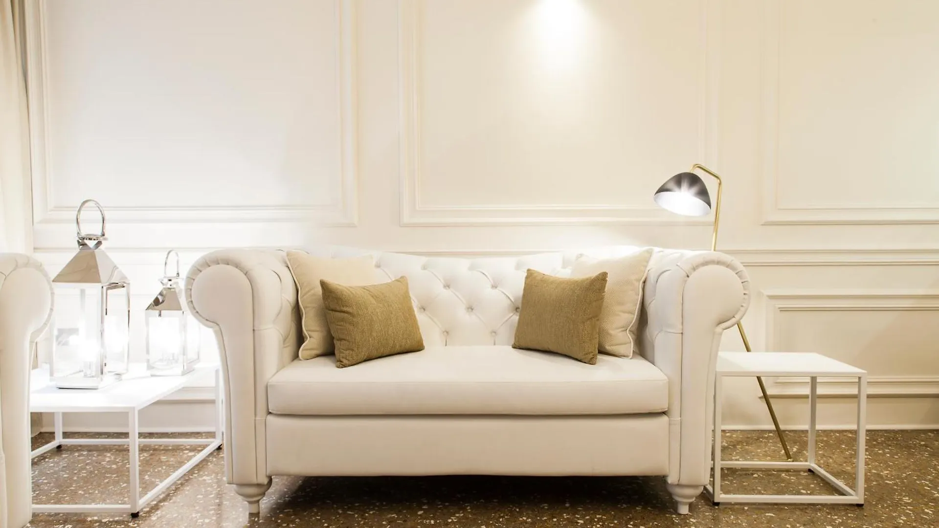 San Marco Suite 755 contacts
